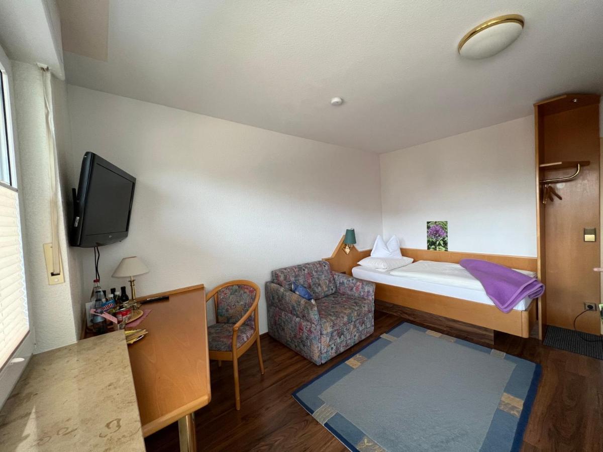 Hotel Pension Heidi Dobel Exteriér fotografie